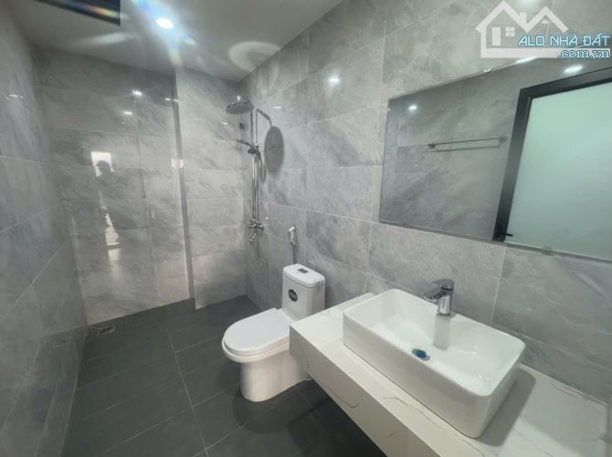 Bán nhà 5 tầng đẹp tại ngõ 141 Giáp Nhị – 37m2, mặt tiền rộng thoáng