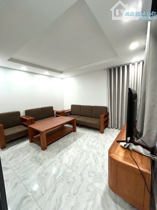 NHÀ 2 MẶT TIỀN, ĐUÒNG 4M KHÔNG LỘ GIỚI, CÁCH HOÀNG TRỌNG MẬU 30m, NỞ HẬU. - 4