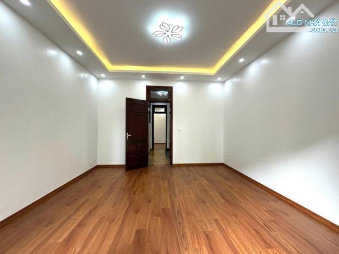 XUÂN QUỲNH BÁN NHÀ - MẶT PHỐ - VỈA HÈ - THANG MÁY - KINH DOANH VĂN PHÒNG - Ở SƯỚNG - 4