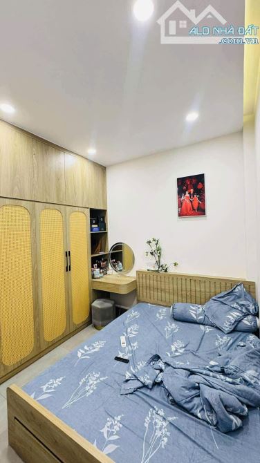 NHÀ ĐẸP VỊ TRÍ ĐẸP 6M THÔNG GẦN MẶT TIỀN LÊ VĂN QUỚI  GIÁP TÂN PHÚ - 4
