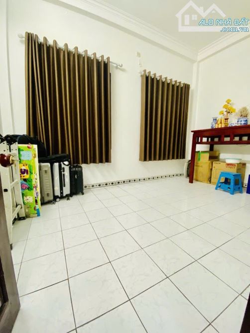 BÁN NHÀ KHU PHÂN LÔ, PHỐ MINH KHAI - 50M2 X 4 TẦNG 4 NGỦ - THANG MÁY - SỔ ĐỎ VUÔNG ĐẸP - 4