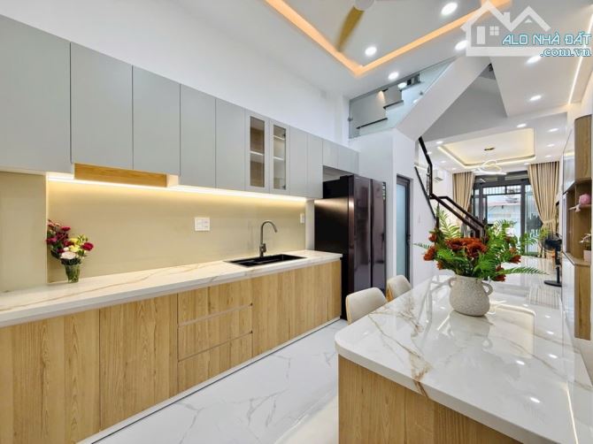 🌟 NHÀ ĐẸP GÒ VẤP 44m² – 4 TẦNG – FULL NỘI THẤT – HẺM 3.5m GẦN HẺM XE TẢI – CHỈ 5.x TỶ  -- - 4
