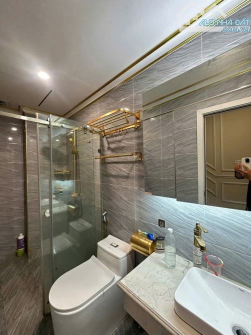 Bán căn hộ 2PN 2WC đường Trần Quý Kiên, TT Quận Cầu Giấy giá 4 tỷ 8 - 4