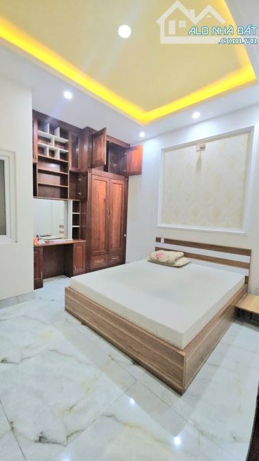 Dương Quảng Hàm Gò Vấp, hẻm xe hơi 8m, Dt 50m2, 5 tầng 4Pn, full nội thất, giảm còn 9,9 tỷ - 4