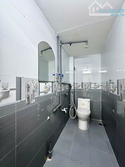 1/ đường số khu Lê Văn Quới, 4x9, 2 tầng , hẻm xe hơi, nhà đẹp ở ngay - 4