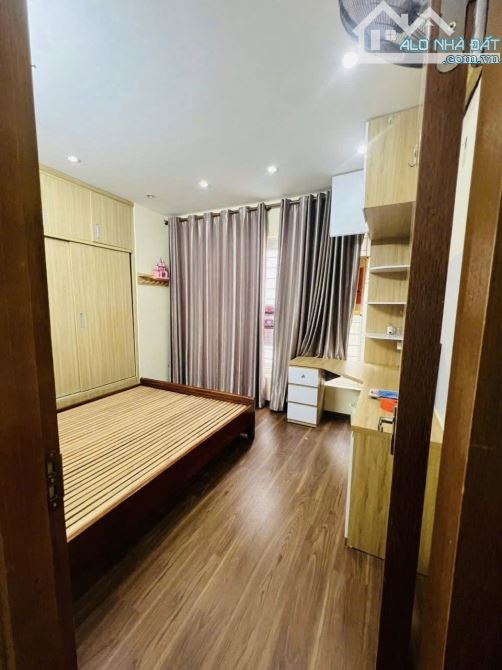Cho thuê nhà Xuân Đỉnh, Bắc Từ Liêm, 70m2, full nội thất, 3 ngủ, 20tr - 4