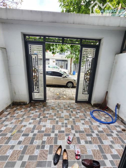 Bán nhà 1T2L 4x18m hoàn công, đường số 3 KDC Hoàng Nam 5 p. Tân Bình - 4
