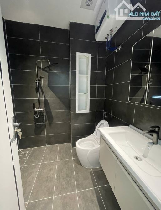 Bán nhà Trần Nguyên Hãn, Trần Nguyên Hãn, Lê Chân, Hải Phòng. 4 tầng, 50m2, 6,35 tỷ. Ngang - 4
