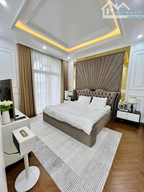 Trung Tâm Đống Đa - 50m2 x 5 Tầng - MT 8m - Vài Bước ra Ô Tô - 4