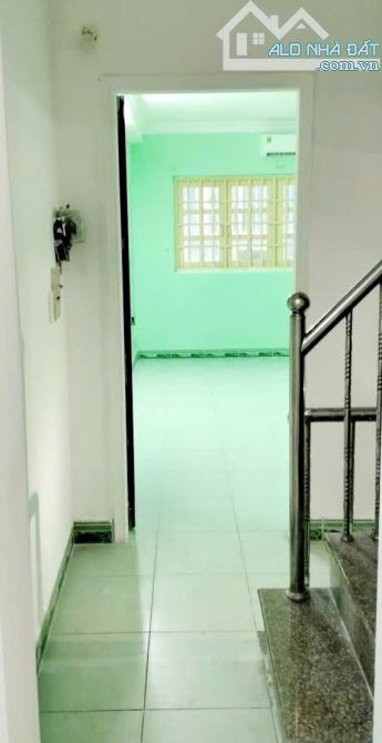 Nhà 3 Lầu (3PN, 3WC), 635/2c Bà Hạt P6 Q10 - 13 Triệu/th - 4