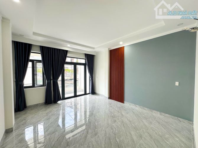 CHỦ GỞI BÁN NHÀ 1 TRỆT 2 LẦU (HOÀN CÔNG) NGAY KHU TĐC P. BỬU HOÀ. GIÁ CHỈ 4,2 TỶ - 4