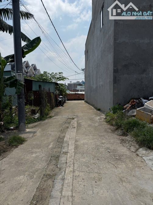 BÁN NHÀ CẤP 4 (DT: 65M2) SỔ RIÊNG THỔ CƯ 100% ĐƯỜNG OTO P. BỬU HOÀ. GIÁ CHỈ 2,05 TỶ - 4