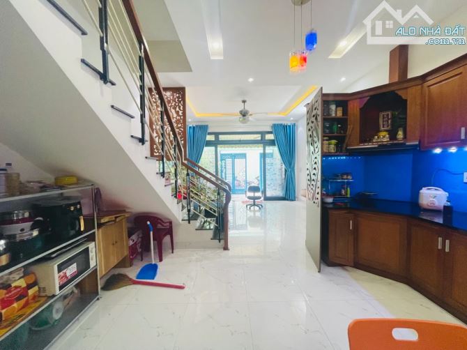 🌟 NHÀ 3 TẦNG MỚI ĐẸP – HÀ THỊ THÂN – SÁT CẦU RỒNG – TRUNG TÂM DU LỊCH SẦM UẤT 🌟 - 4