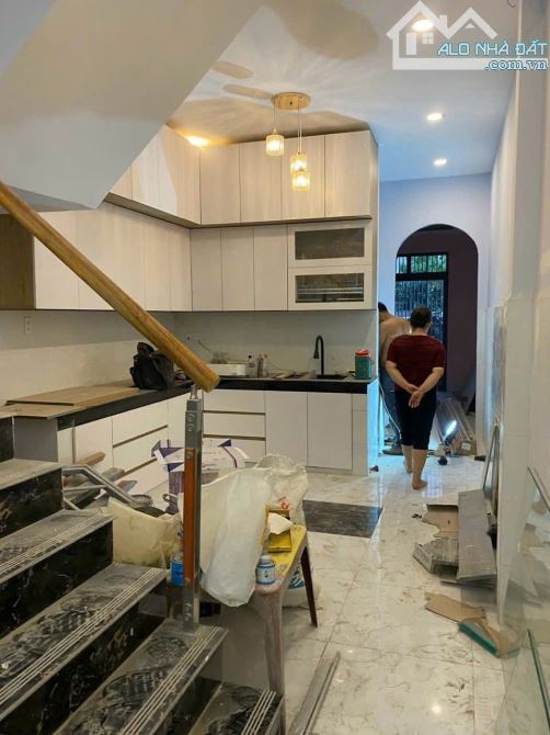 nhà mặt tiền đường trần vĩnh kiết,1 trệt 1 lầu, 4 phòng ngủ, hướng chánh đông - 4