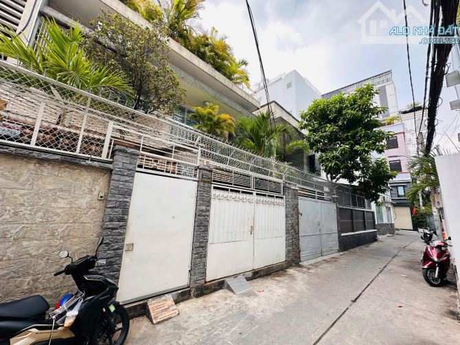 Khuôn đất lớn (200m2) - hiếm - đẹp tại Phùng Văn Cung, Phú Nhuận, giá chỉ 120 triệu/m2. - 4