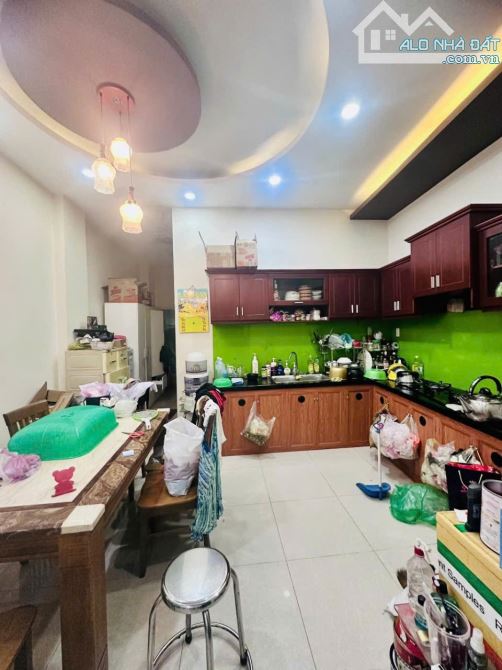 NHÀ ĐẸP TB - GẦN TRƯỜNG CHINH & PHẠM VĂN BẠCH - HẺM 3M THÔNG - 94M²(4,5×21) - 3 TẦNG CHỈ 7 - 4