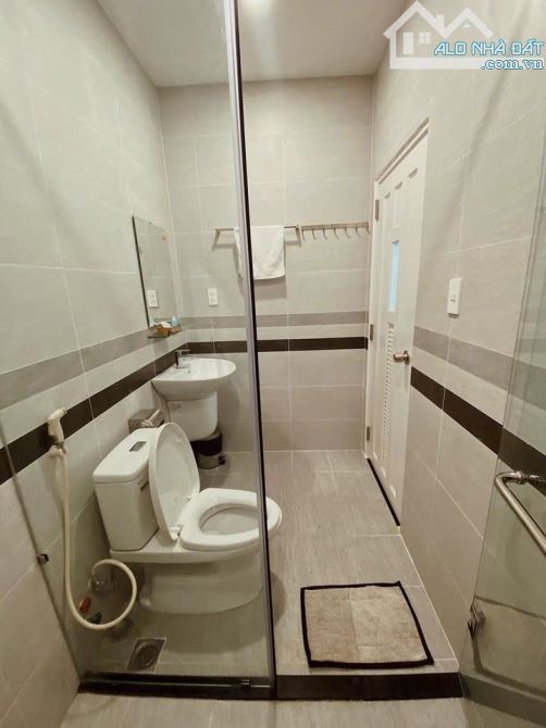 Căn hộ dịch vụ 1PN, ban công lớn nội thất xịn xò quận 1. - 4
