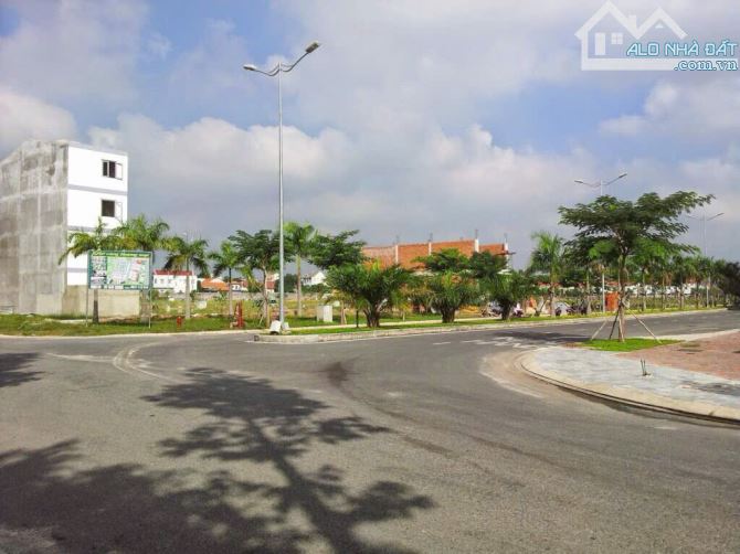 Bán đất Trung Tâm Quận 2 cách Cầu Cát Lái 1km - Giá 40triệu/m2 - Sổ Hồng Riêng - 4
