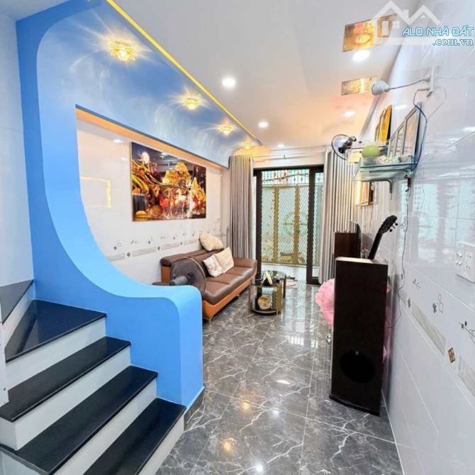 NHÀ 2 TẦNG CỰC ĐẸP ÔTÔ ĐỖ CỬA NGUYỄN SỸ SÁCH, P.15, TÂN BÌNH, 3,2X14M, CN 45M2, GIÁ 6,3 TỶ - 4