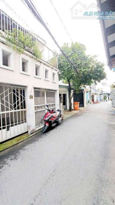🔥🔥 NHÀ 2 TẦNG 50M2 XE HƠI NGỦ TRONG NHÀ TMT 13  - GIÁ 3.1 TỶ - 4