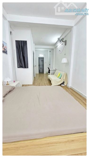 Hẻm ô tô ngay chợ Bà Cờ, QuẬn 3, 3 phòng ngủ, chỉ nhỉnh nhẹ 6 đồng - 4