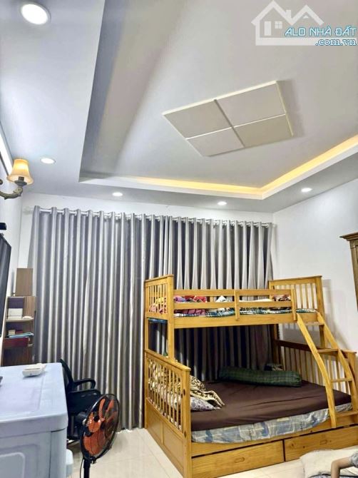 Bán Nhà HL2 4PN4WC Xe Hơi Ngủ Trong Nhà Chỉ 4.35 Tỷ TL - 4