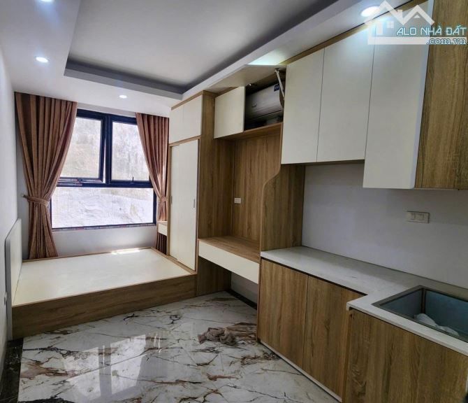 Bán CHDV Minh Khai 20m ra phố - 2 mặt ngõ 4 thoáng 63m 6 tầng giá 15 tỉ - 4