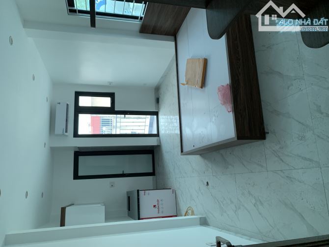 Bán nhà dòng tiền ngõ 136 Cầu Diễn 72m x5T 9pkk full đồ xây mới thang máy giá 12 tỉ - 4