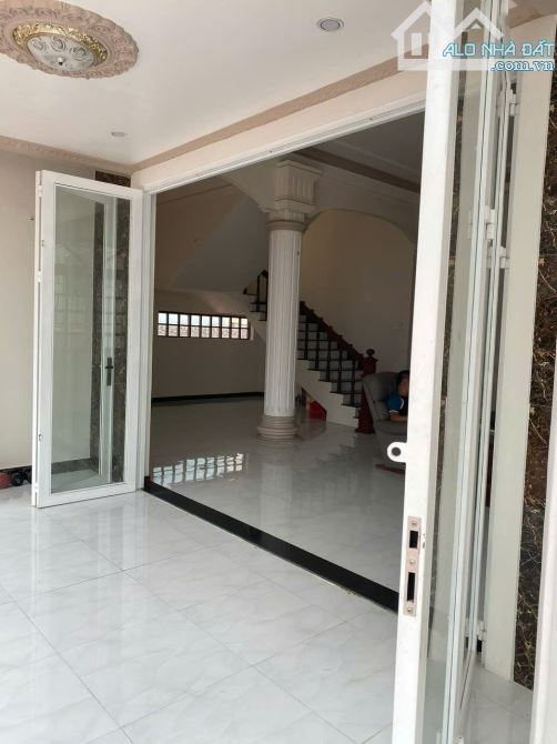 🔥 BIỆT THỰ MẶT TIỀN CỐNG LỞ TRƯỜNG CHINH - TÂN BÌNH – 492M²  3 TẦNG – NỞ HẬU ĐẸP – GIÁ 39 - 4