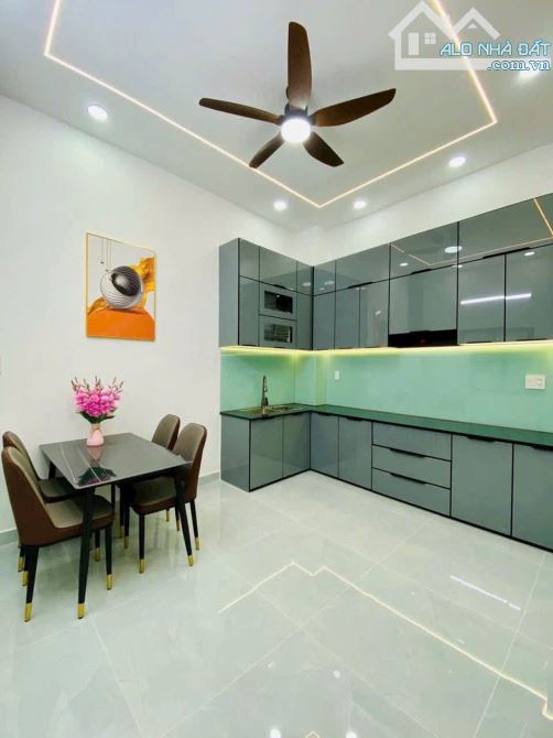 Giảm 350tr bán gấp siêu mẫu 3 tầng,HXH sát bên Emart Phan Huy Ích, Gò Vấp - 4