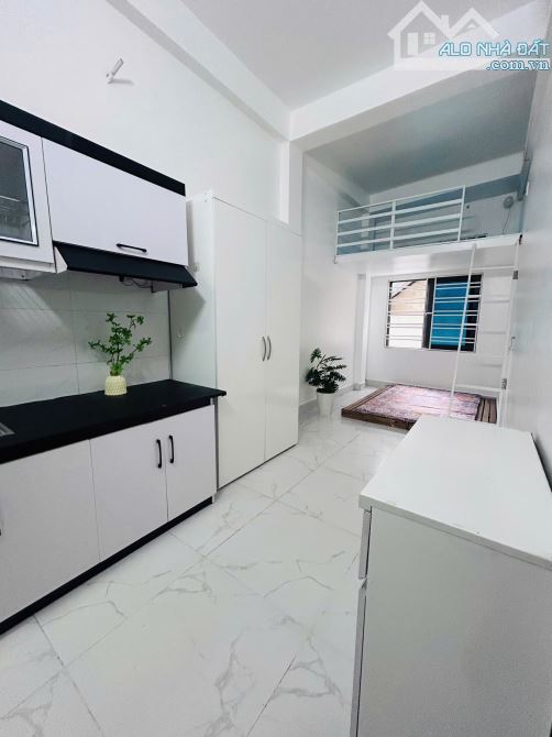 Cho Thuê CCMN Ngõ 322 Mỹ Đình Nam Từ Liêm 25m2 Gác Xép Ban Công Cửa Sổ Thang Máy Gần Chợ - 4