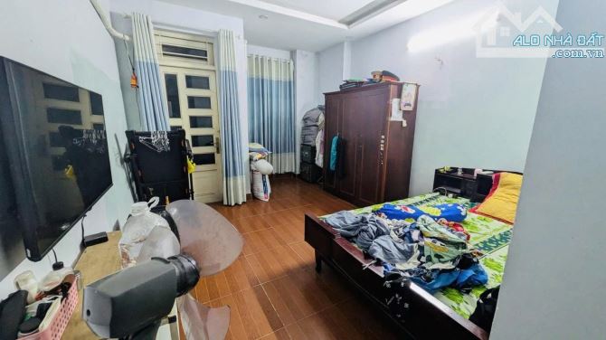 BÁN NHÀ NGUYỄN VĂN QUÁ Q12 - 4 TẦNG 115M2 ( 5M X 23M) - ĐƯỜNG 5M - 8.47 TỶ. - 4
