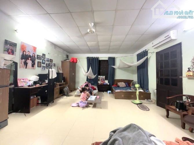 LÔ ĐẤT VÀNG DUY NHẤT HOÀNG MAI, GẦN ĐƯỜNG LỚN, TẶNG NHÀ 2 TẦNG SẴN SỔ, GIÁ TỐT. - 4