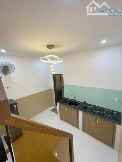 🔥 NHÀ 2 TẦNG – VỪA Ở VỪA KINH DOANH – KIỆT Ô TÔ 5M HÙNG VƯƠNG – CHỈ 5.X TỶ  📍 Vị trí: Hù - 5