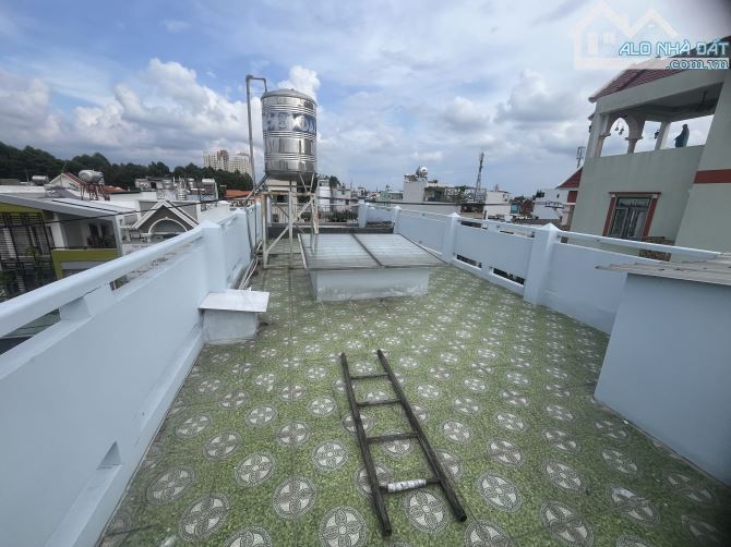 🏦QUẬN 12 ĐƯỜNG TRUNG MỸ TÂY 03 NHÀ 4 TẦNG NGANG 4,7/6,3x24 =112 m2 GIÁ CHỈ CÒN 7,5 tỷ Tl - 5