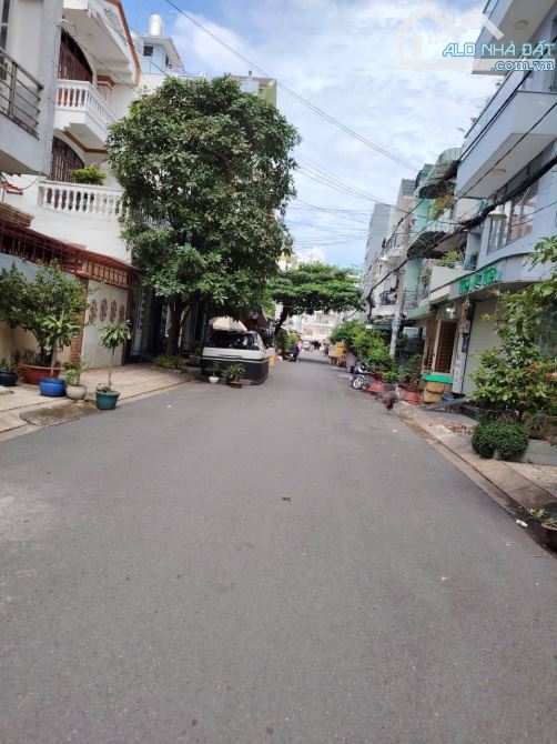 Tân Phú nhà đẹp 4 tầng ở ngay - 23m2 ngang 4m - sổ 2025 vuông a4 - hoàn công đủ - 3.7 tỷ - 5