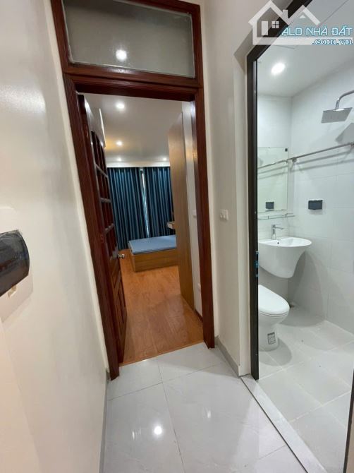 Bán nhà Nguyễn Lương Bằng Đống Đa,32m,4T,nhà đẹp ở ngay,tặng full nội thất,chỉ 6.8 tỷ - 5