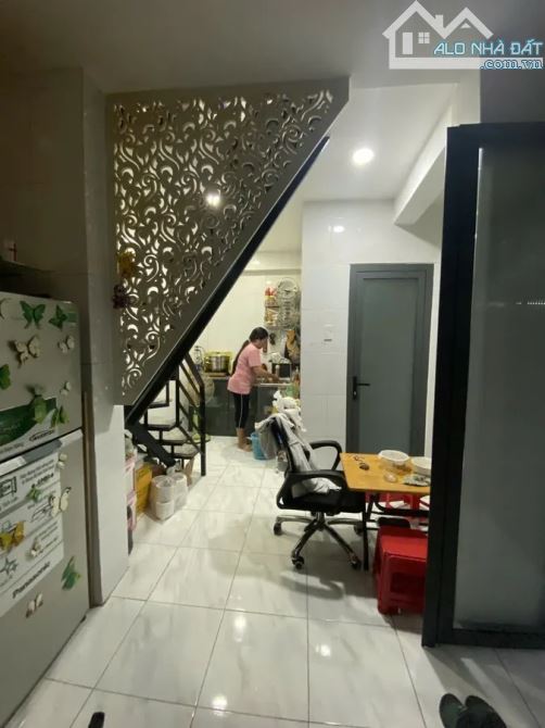 CHỈ NHỈNH 3 TỶ!!! NHÀ NHỎ TRẦN VĂN ĐANG, QUẬN 3, NGANG 6M, TRỆT 2 LẦU – KINH DOANH TỐT - 5