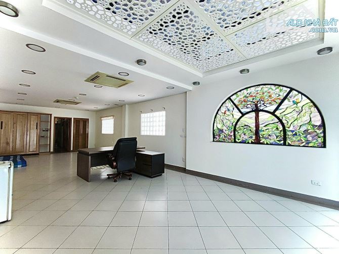 TÒA VĂN PHÒNG CAO CẤP, TIỆN NGHI ĐẲNG CẤP TẠI TT Q1 - 5