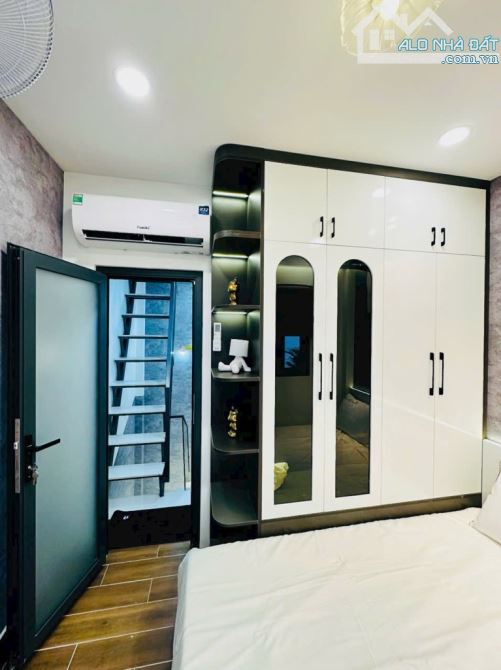 MẶT TIỀN THỤC HUỲNH VĂN NGHỆ - FULL NỘI THẤT - 15M2 - 2 TẦNG - NHỈNH 2TỶ - 5
