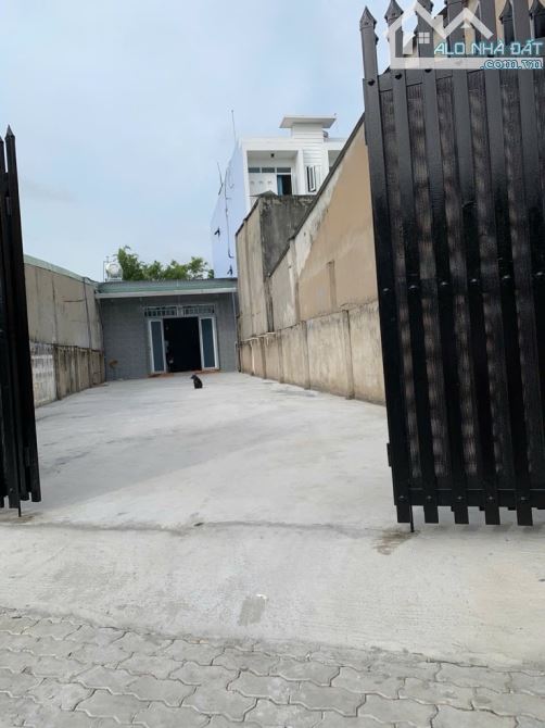 Gấp Bán Nhà Măt TiềnTrinh Thi Miếng Hóc Môn  7 x47 shr 13,5 tỷ - 5