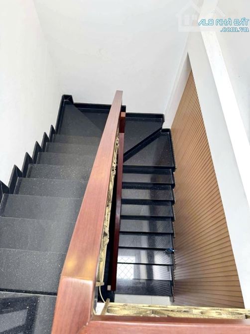 Bán Nhà HL2 4PN4WC Xe Hơi Ngủ Trong Nhà Chỉ 4.35 Tỷ TL - 5