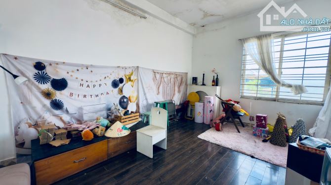 SANG NHƯỢNG TIỆM ÁO CƯỚI FULL SETUP – TRUNG TÂM BIÊN HÒA 📍 Mặt tiền Nguyễn Ái Quố - 5