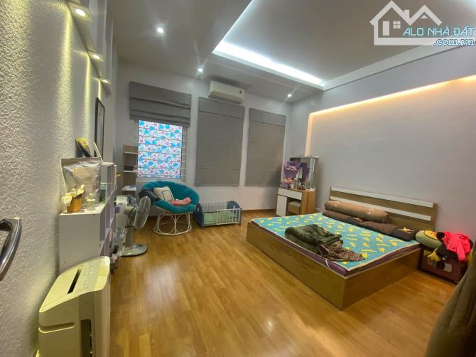 Độc quyền – bán nhà Văn Cao 62m², 5 tầng, ô tô tránh, vỉa hè rộng, giá chuẩn 20,8 tỷ - 5