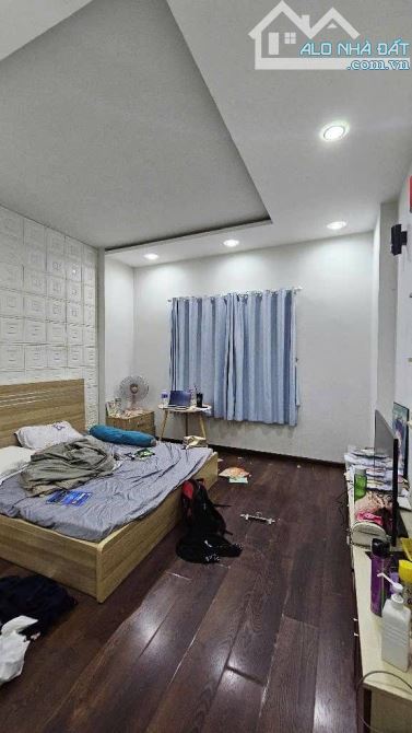 SIÊU PHẨM TÂN BÌNH - 4 TẦNG - ĐƯỜNG 6M 1 TRỤC - KHU VIP CAO TẦNG - SỔ VUÔNG A4 - HOÀN CÔNG - 5