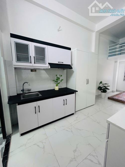 Cho Thuê CCMN Ngõ 322 Mỹ Đình Nam Từ Liêm 25m2 Gác Xép Ban Công Cửa Sổ Thang Máy Gần Chợ - 5