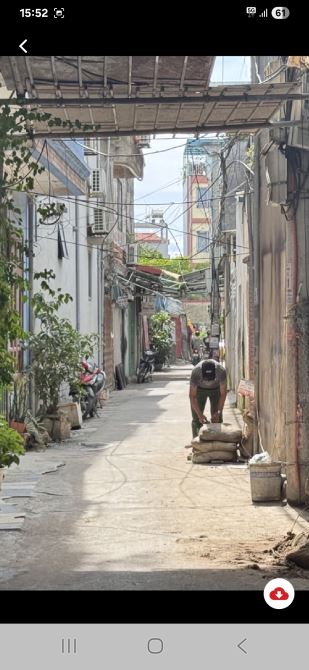 Chủ nhà cần bán căn nhà 30m2  gần chợ bán buôn thôn bắc lãm. Nhà xây 5 tầng mặt tiền 3m - 5