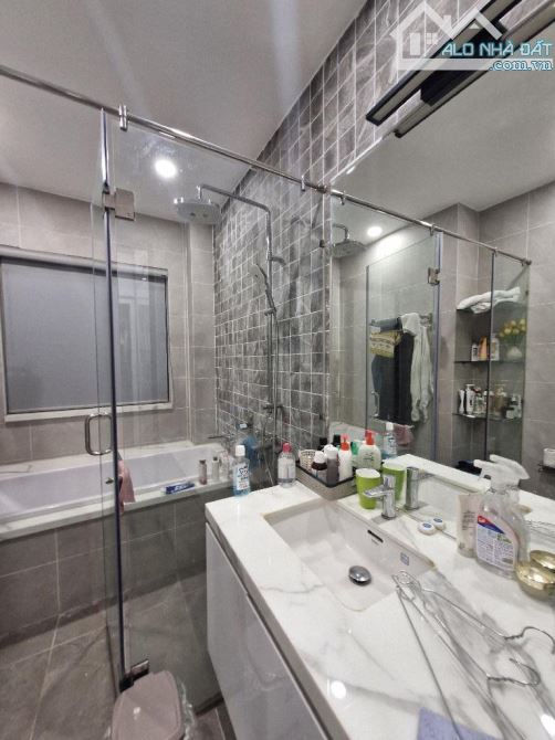 BIỆT THỰ KHU PHỐ ĐÔNG – DT 120M² -  FULL NỘI THẤT CAO CẤP – Ở NGAY - CÁT LÁI Q2 - 5