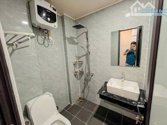 NHÀ DÒNG TIỀN KHỦNG BẠCH MAI , 63M² , 13 PKK , DT 900TR/NĂM , SỔ VUÔNG A4 , 17,9 TỶ - 5