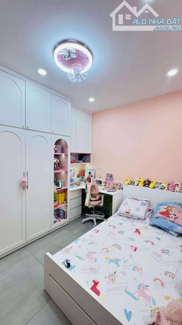 NHÀ ĐẸP VỊ TRÍ ĐẸP 6M THÔNG GẦN MẶT TIỀN LÊ VĂN QUỚI  GIÁP TÂN PHÚ - 6
